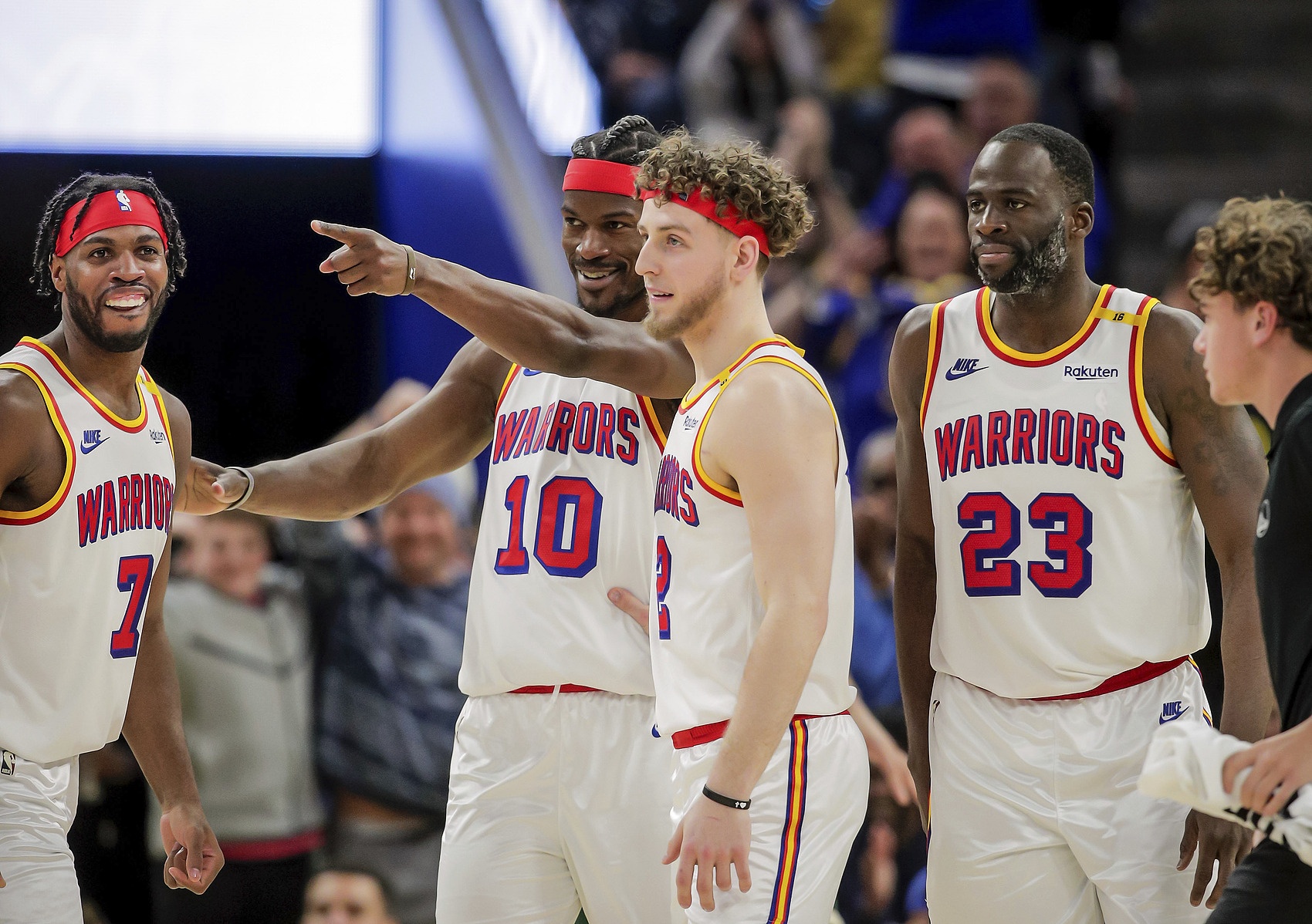 英雄联盟-关于冲刺阶段体能课后，孟菲斯灰熊迎来里程碑备战NBA季后赛，话题不断，团队化学反应显著的信息