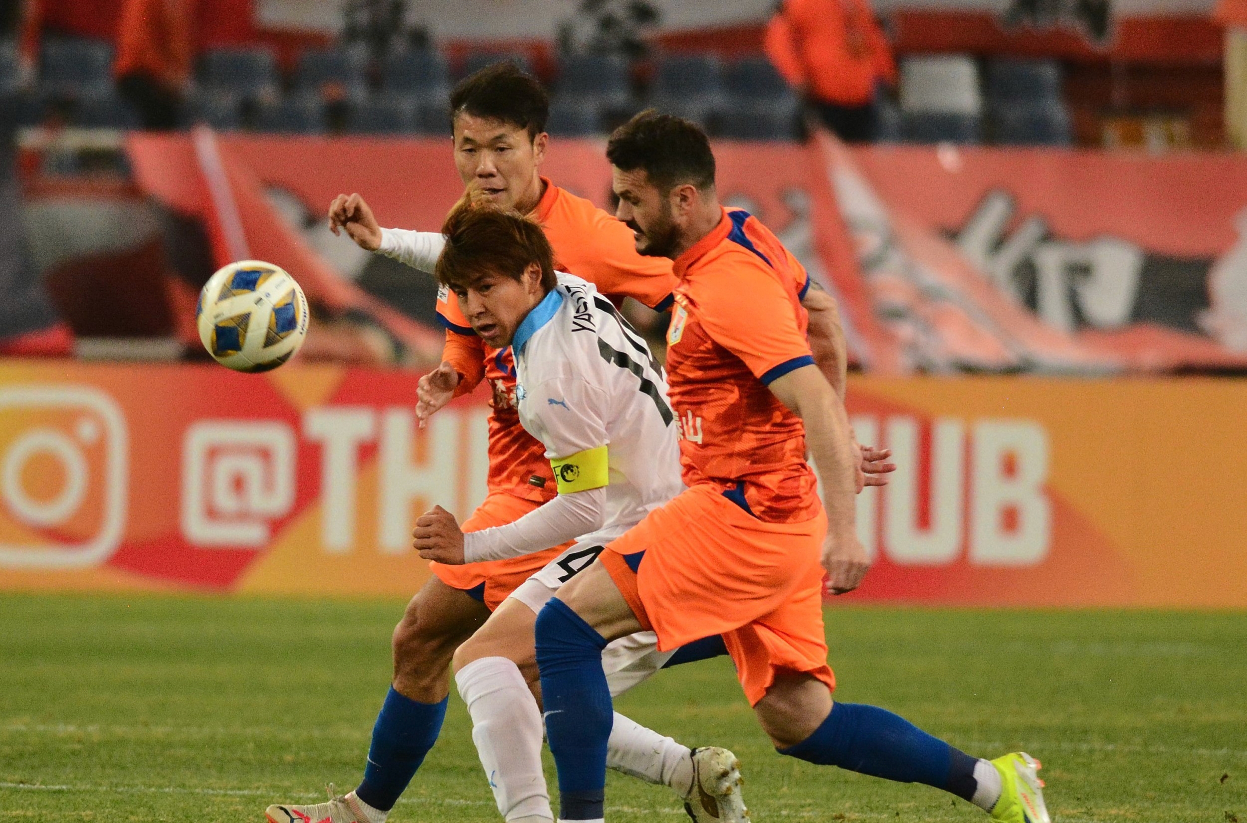 赛地聚焦：英超清晨热度飙升，山东泰山豪取连胜，话题不断，年轻球员得到机会的简单介绍