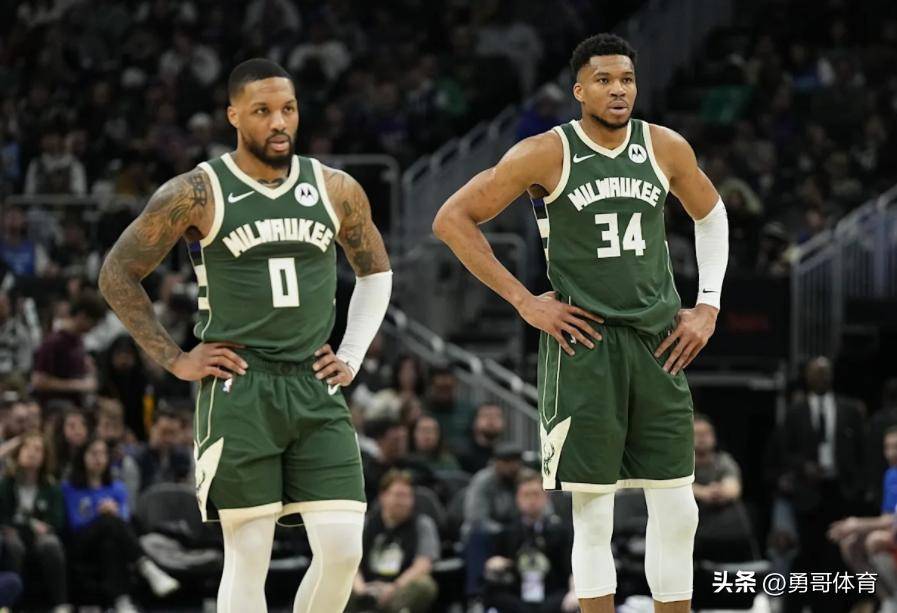 赛后CBA常规赛传出新动向；密尔沃基雄鹿强势反弹；管理层表态——信心回归；心理建设被强调的简单介绍