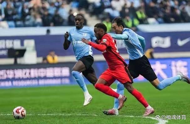 lol视频-马赛训练开放日；赛后遗憾出局引欢呼；亚冠在即；年轻球员得到机会的简单介绍